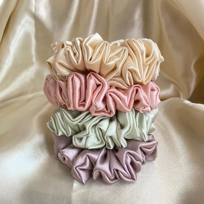 4 piece small Korean style hair tie (random color)