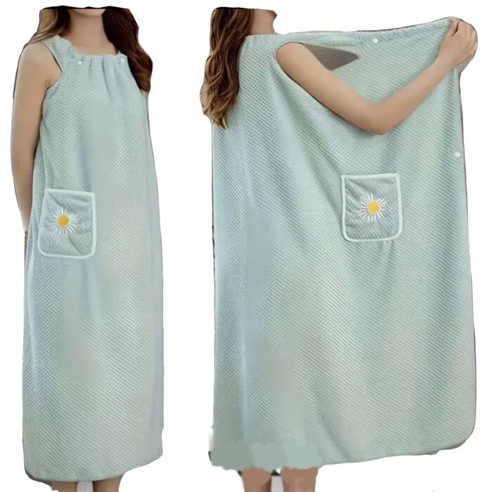 Super soft stylish bathrobe with pockets